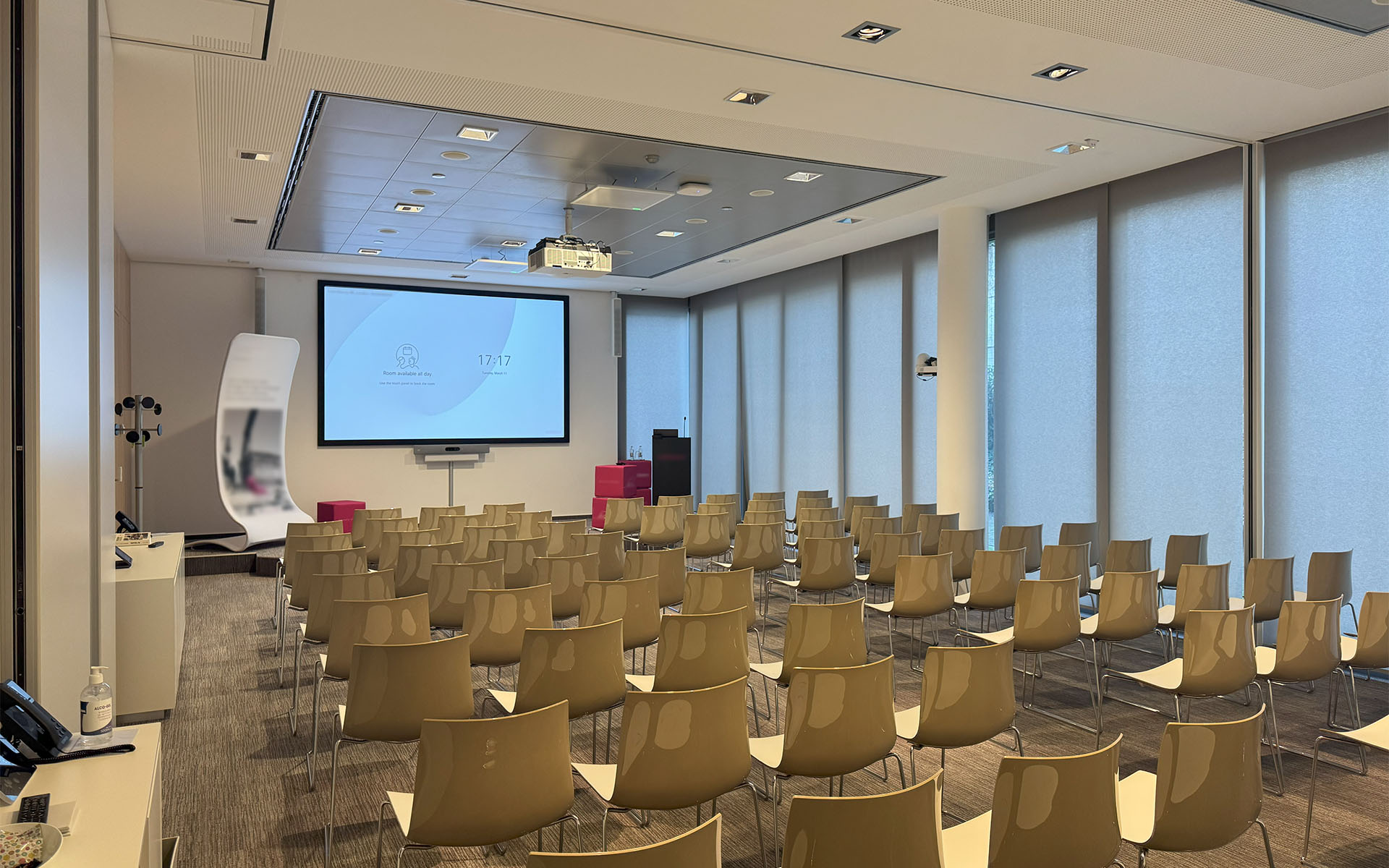 Salle hybride Auditorium 100 personnes